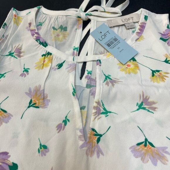 WOMEN LOFT PETITE FLORAL TIE BACK KEYHOLE SHELL MEDIUM - Picture 6 of 9